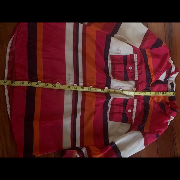 Beautiful multi colored blouse in Medium - Picture 9 of 16